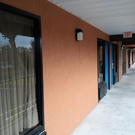 Super Value Inn Valdosta Zewnętrze zdjęcie