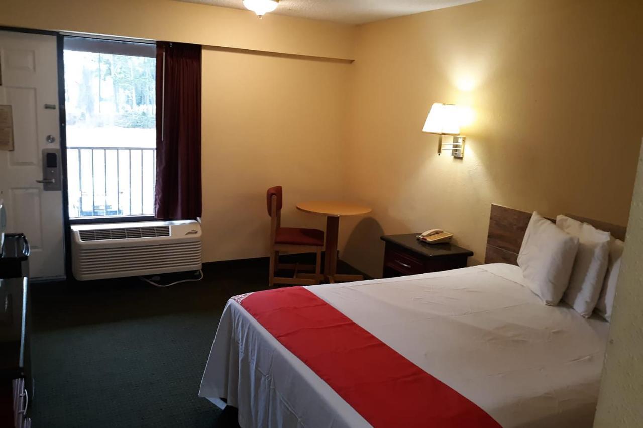 Super Value Inn Valdosta Zewnętrze zdjęcie